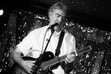 20191026_PatFish_8707_MothClub26102019_EGabrielEdvy